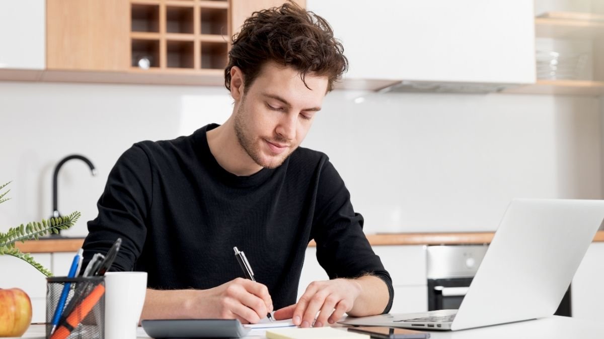 Active Recall vs Passive Reading: What Works Better?